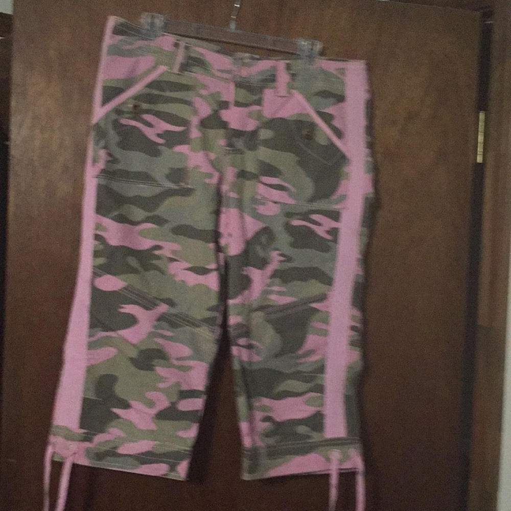 Capris Lady Belle Ranger size 10,